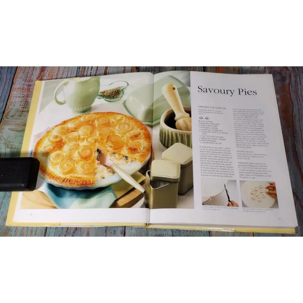 The Complete Pies & Tarts‎ Cookbook
